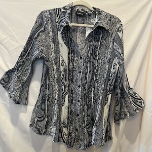 NWT Avenue paisley blouse, size 18/20 (1X)